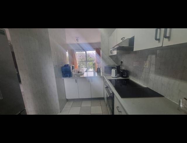 2 BEDROOM FLAT FOR SALE IN WINDERMERE